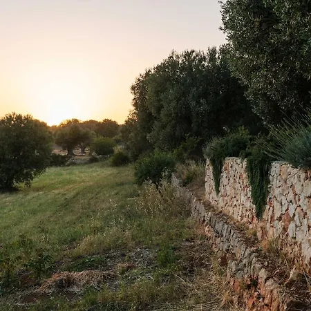 Lamia Cervone Villa